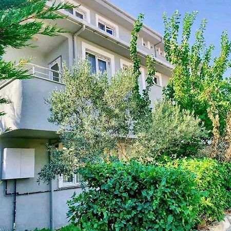 Ahmet Teacher Hotel,6 Minutes From The Airport Arnavutkoy Esterno foto