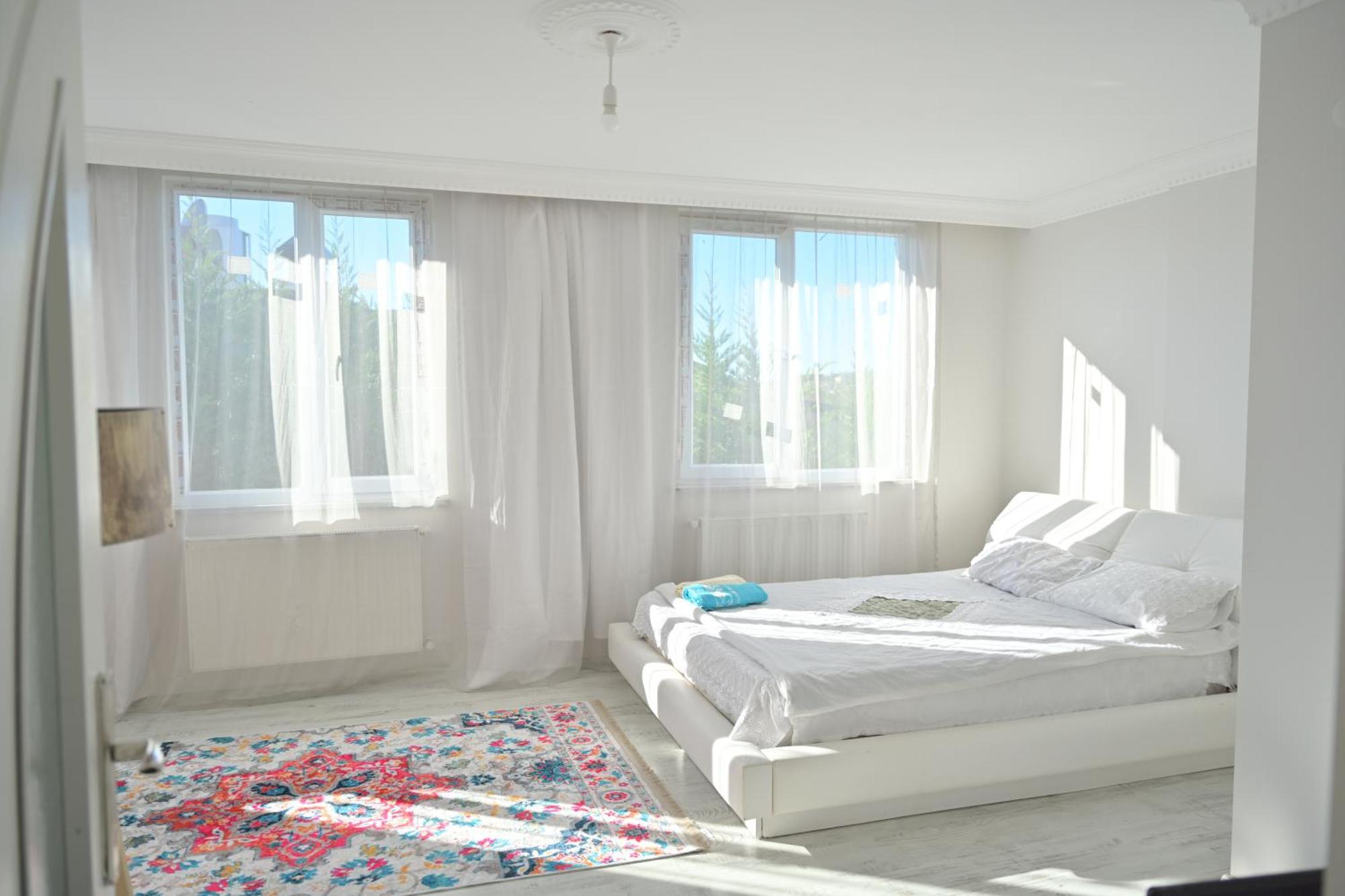 Ahmet Teacher Hotel,6 Minutes From The Airport Arnavutkoy Esterno foto